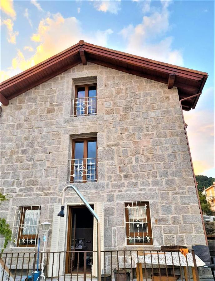Casa Rural Del Tio Maino Becerril de la Sierra Exterior foto